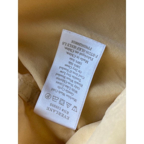 Everlane The Washable Silk Henley Shirt in Buttercream size 0 nwot - Picture 5 of 5